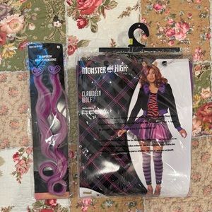 Brand new spirit Halloween Clawdeen Wolf costume and Clawdeen hair extensions.